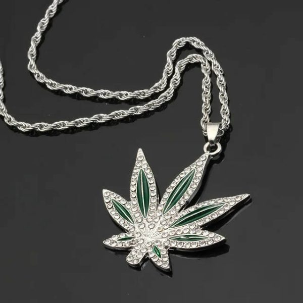 CANNABIS LEAF PENDANT Discount