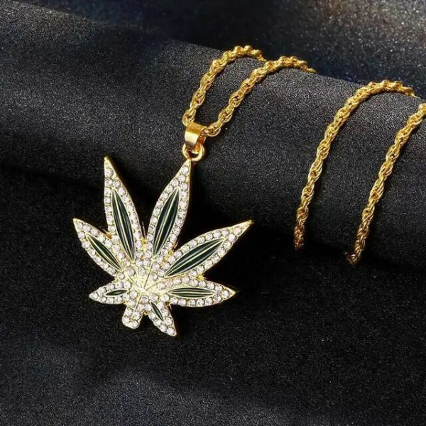 CANNABIS LEAF PENDANT Discount